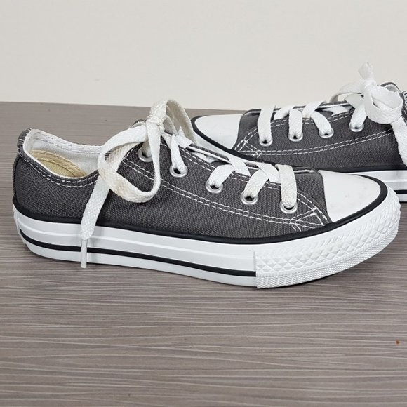 Converse Kids Chuck Taylor All Star Core Low-Top Sneakers Grey Size 12 (4-10 yr) - Picture 7 of 10